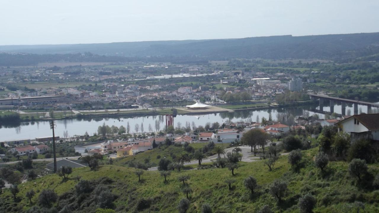 Casa Ocre Alojamento Local Abrantes Bagian luar foto